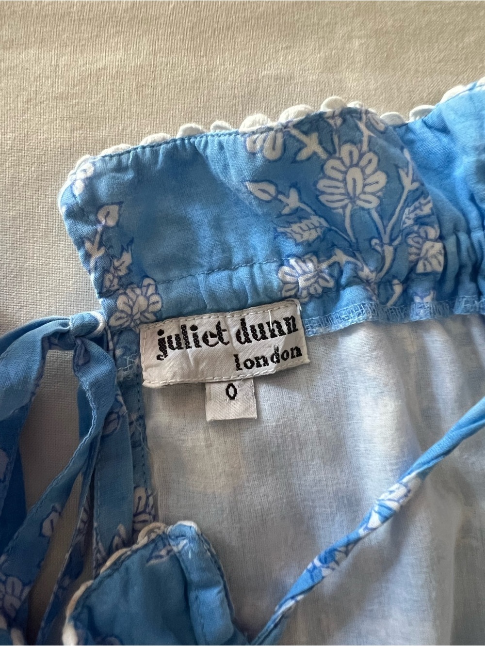 Juliet Dunn Tie Back Tiered Mini Dress in Blue Floral - Picture 10 of 16
